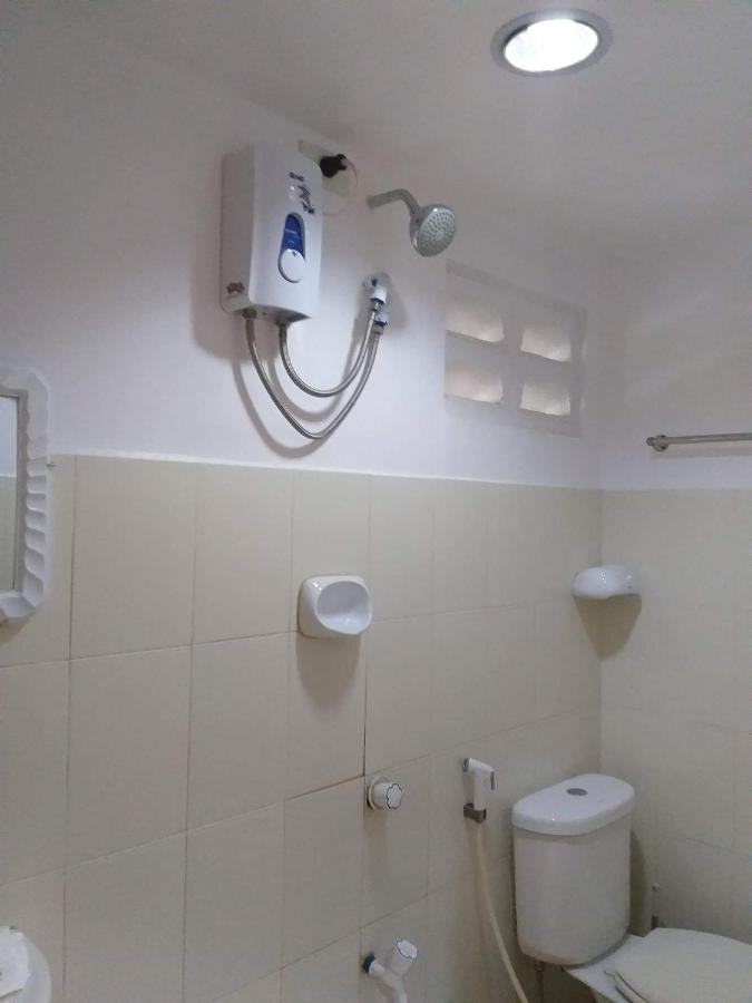 Park Vil-La Apartelle Quezon City Extérieur photo
